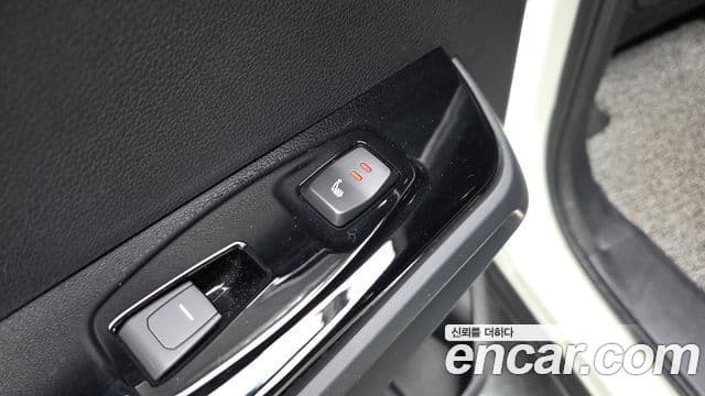 KG모빌리티(SsangYong) Torres T7, 2023 18