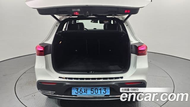 Mercedes-Benz EQA H243, 2024 20