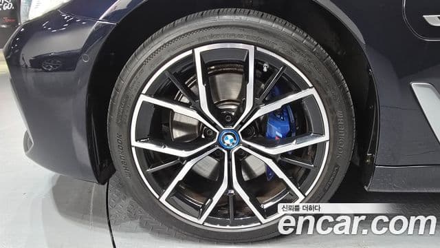 BMW 5시리즈 (G30) 530e M Sport, 2023 все фото