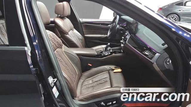 BMW 5시리즈 (G30) 530e M Sport, 2023 10