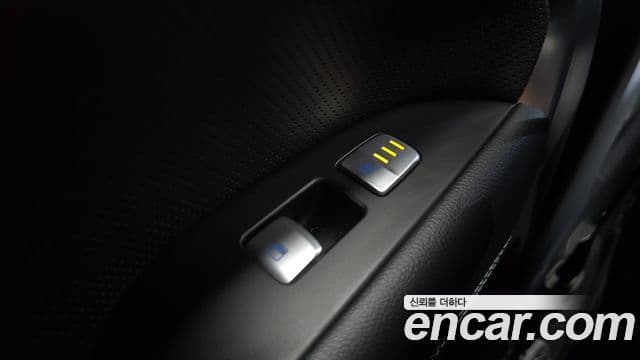 Genesis G70 Supreme, 2018 18