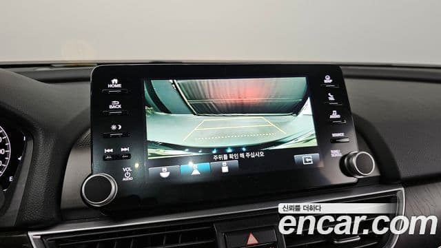 Honda Accord 10세대 1.5 турбо, 2019 15