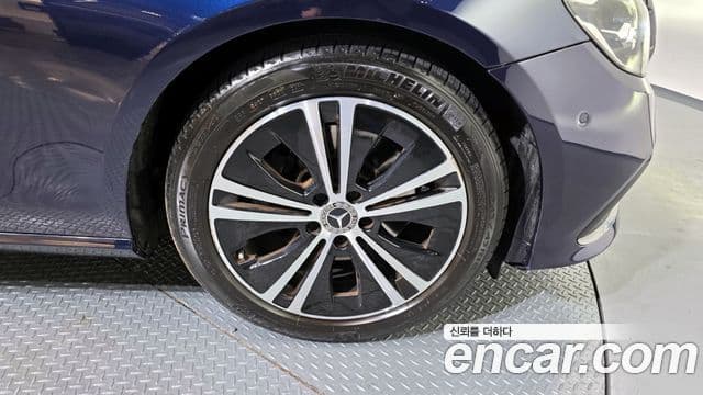 Mercedes-Benz E-класс W213 Avantgarde, 2021 все фото