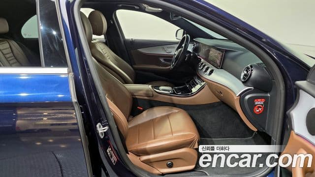 Mercedes-Benz E-класс W213 Avantgarde, 2021 11