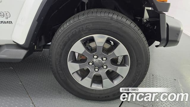 Jeep Wrangler (JL) 2.0 Overland 4도어, 2019 все фото