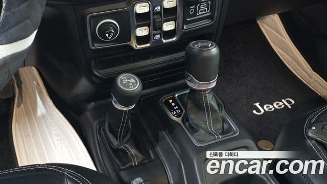 Jeep Wrangler (JL) 2.0 Overland 4도어, 2019 9