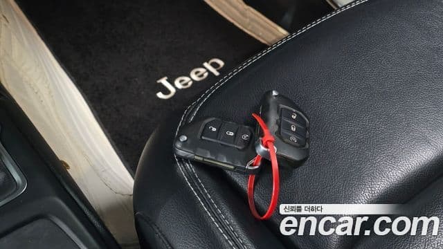 Jeep Wrangler (JL) 2.0 Overland 4도어, 2019 19