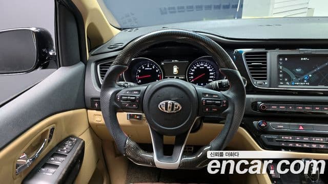 Kia The / новый New Carnival Noblesse Special, 2019 13