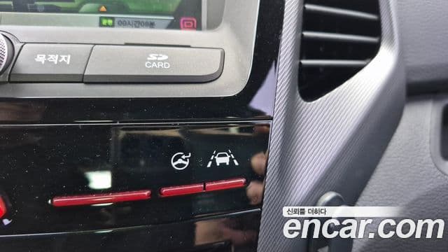 KG모빌리티(SsangYong) Tivoli люксовая версия, 2017 16