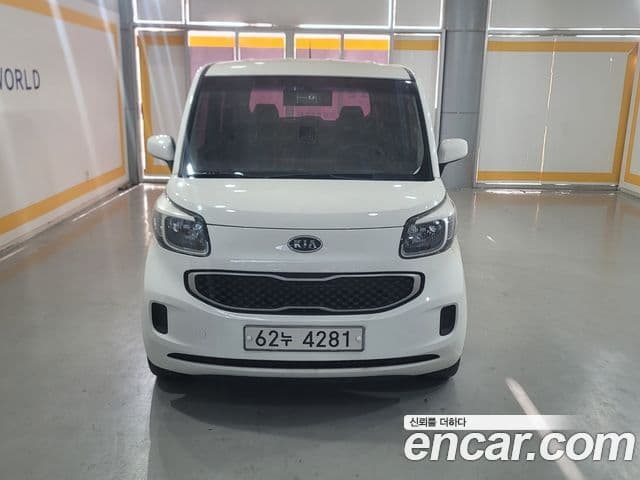Kia Ray Deluxe bi-fuel, 2012 1