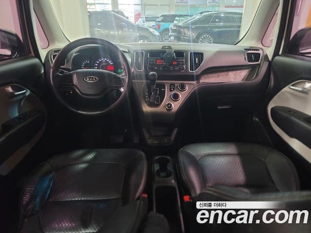 Kia Ray Deluxe bi-fuel, 2012 11