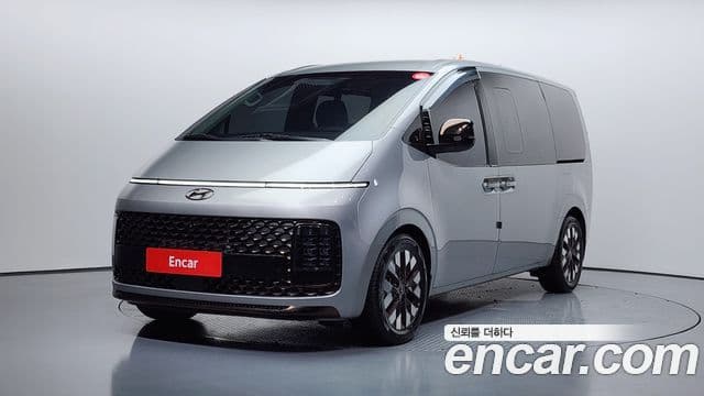 Hyundai Staria Inspiration, 2022 1