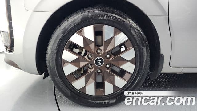 Hyundai Staria Inspiration, 2022 все фото
