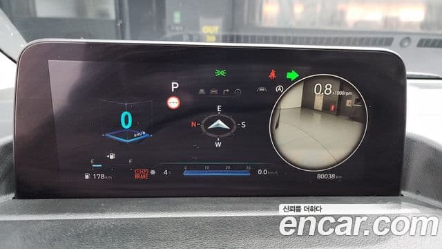 Hyundai Staria Inspiration, 2022 8