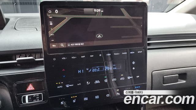 Hyundai Staria Inspiration, 2022 14