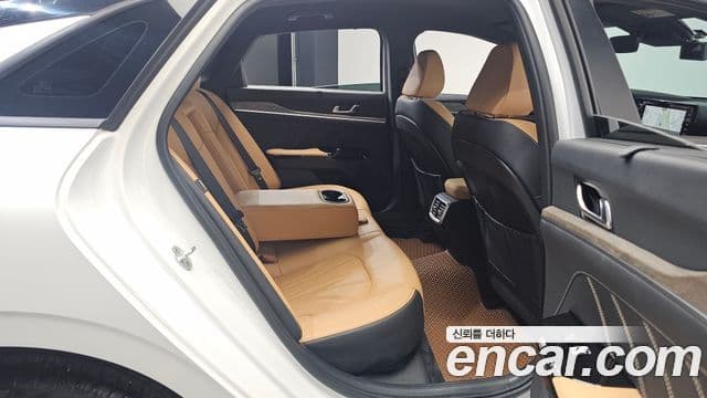 Kia K5 3세대 Signature, 2022 13