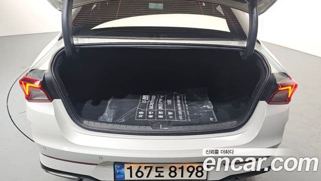 Kia K5 3세대 Signature, 2022 21