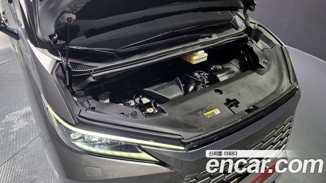 Lexus LM 2세대 500h Royal, 2025 6