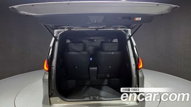 Lexus LM 2세대 500h Royal, 2025 20