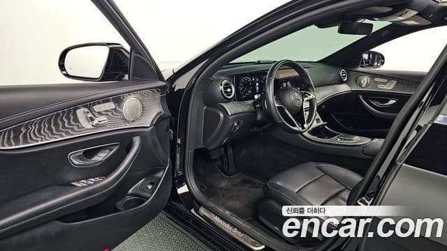 Mercedes-Benz E-класс W213 Avantgarde, 2022 12