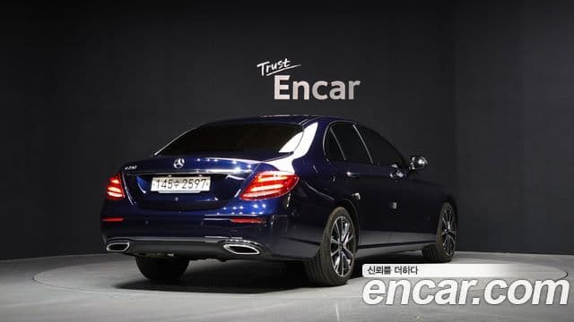 Mercedes-Benz E-класс W213 Avantgarde, 2020 2