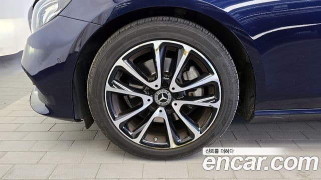 Mercedes-Benz E-класс W213 Avantgarde, 2020 все фото