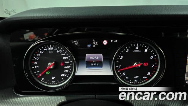 Mercedes-Benz E-класс W213 Avantgarde, 2020 8