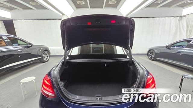 Mercedes-Benz E-класс W213 Avantgarde, 2020 20