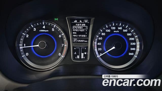 Hyundai Grandeur HG Modern, 2016 8