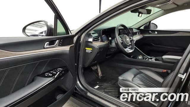 Kia K5 3세대 Signature, 2020 10