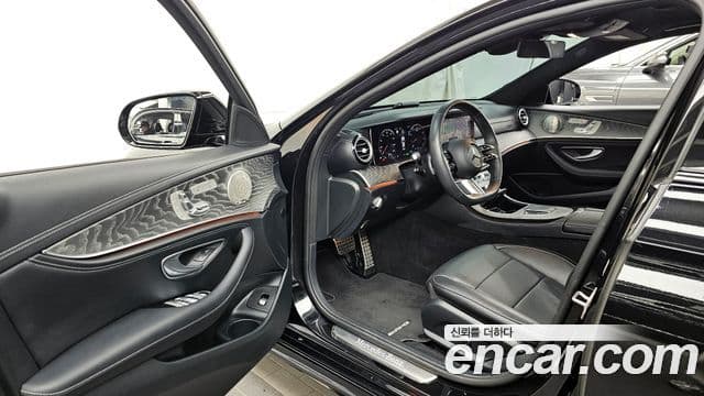 Mercedes-Benz E-класс W213 AMG Line, 2023 10