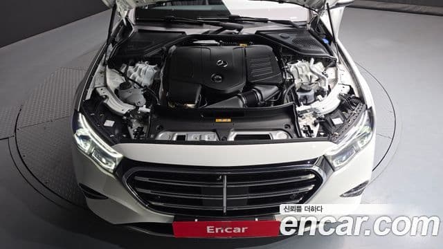 Mercedes-Benz E-класс W214 Exclusive, 2025 6