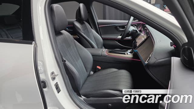 Mercedes-Benz E-класс W214 Exclusive, 2025 12