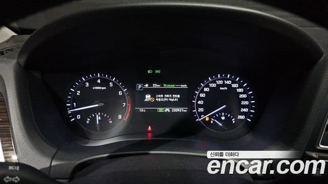 Genesis G80 Premium Luxury, 2017 8