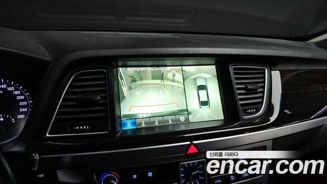 Genesis G80 Premium Luxury, 2017 15