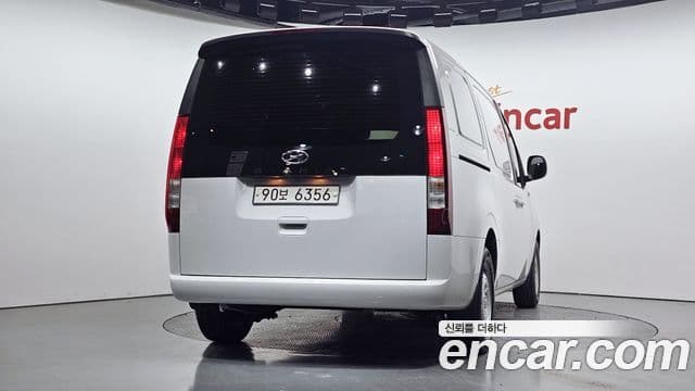 Hyundai Staria Smart, 2022 4