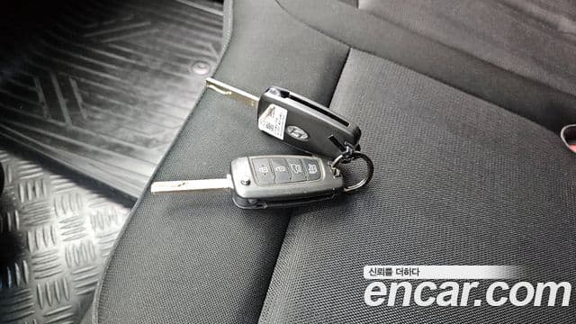 Hyundai Staria Smart, 2022 17