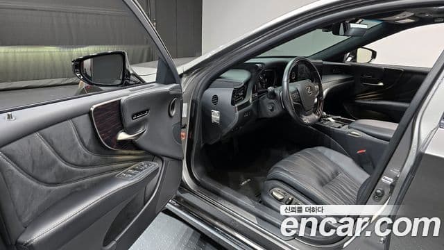 Lexus LS500 5세대 3.5 Luxury AWD, 2021 11