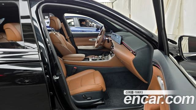 Genesis GV70, 2025 11