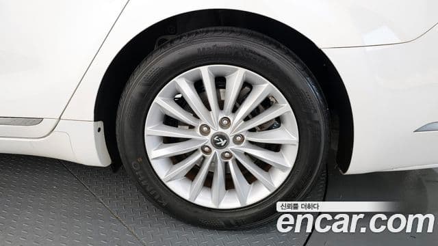 Kia All New K7 3.0 LPI Luxury (арендный автомобиль), 2017 все фото