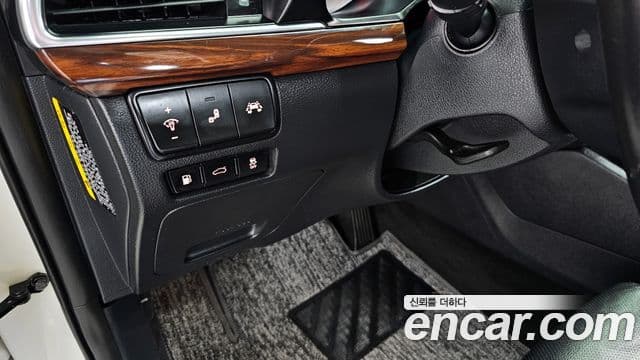 Kia All New K7 3.0 LPI Luxury (арендный автомобиль), 2017 14