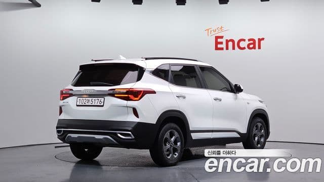 Kia Seltos Trendy, 2023 2