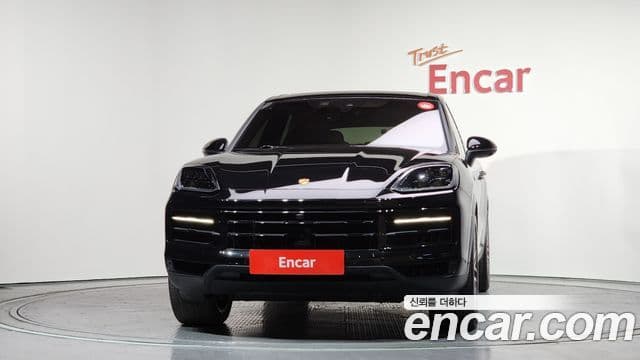 Porsche Cayenne (PO536), 2024 3