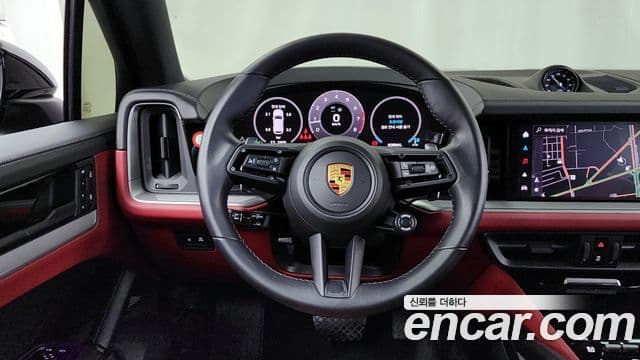 Porsche Cayenne (PO536), 2024 13