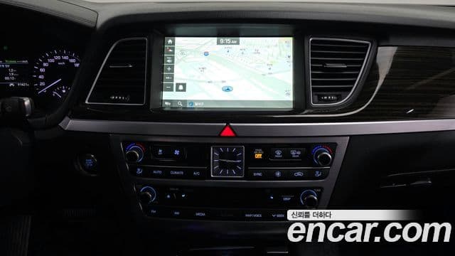 Genesis G80 Premium Luxury, 2018 15