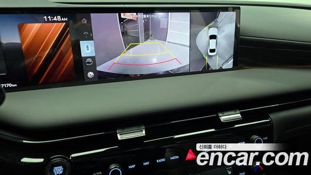 Genesis G80 (RG3) чёрный, 2026 15