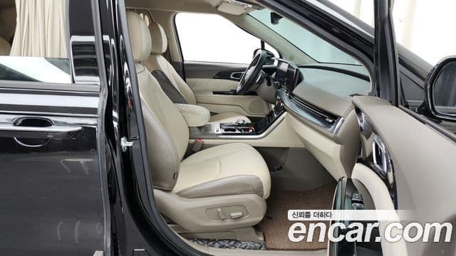 Kia Carnival 4세대 Signature, 2021 11