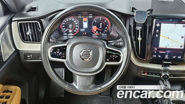 Volvo XC60 2세대 D5 Inscription, 2020 13