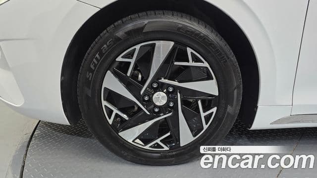 Hyundai The / новый New Grandeur IG гибрид Le Blanc, 2022 все фото