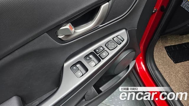 Hyundai Kona Modern pop, 2018 13